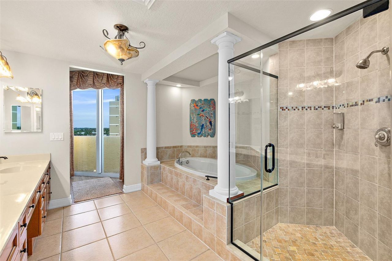 2901 S Atlantic Avenue, Unit 401, Daytona Beach Shores, FL 32118 Photo