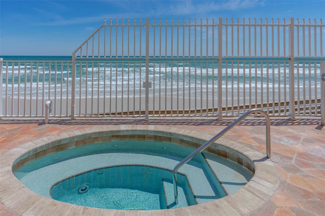 2901 S Atlantic Avenue, Unit 401, Daytona Beach Shores, FL 32118 Photo