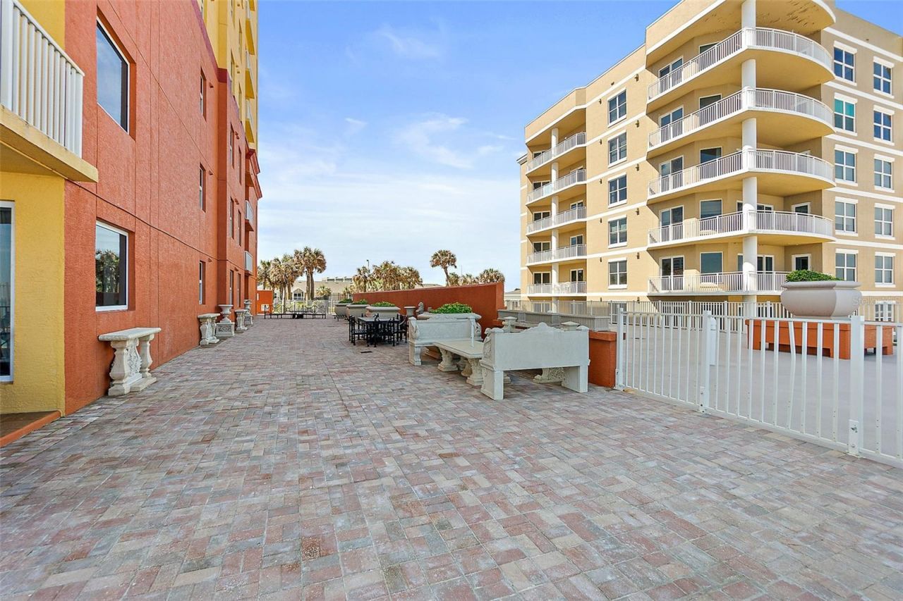 2901 S Atlantic Avenue, Unit 401, Daytona Beach Shores, FL 32118 Photo