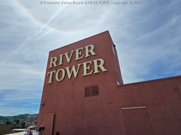 1108 3rd Ave, Huntington, WV 25701