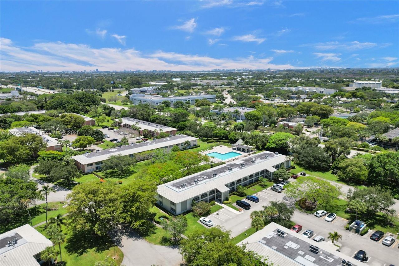 1108 Bahama Bnd, Unit B1, Coconut Creek, FL 33066 Photo