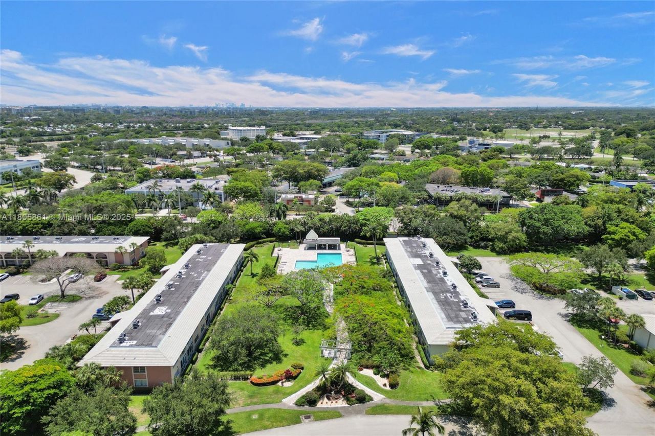 1108 Bahama Bnd, Unit B1, Coconut Creek, FL 33066 Photo