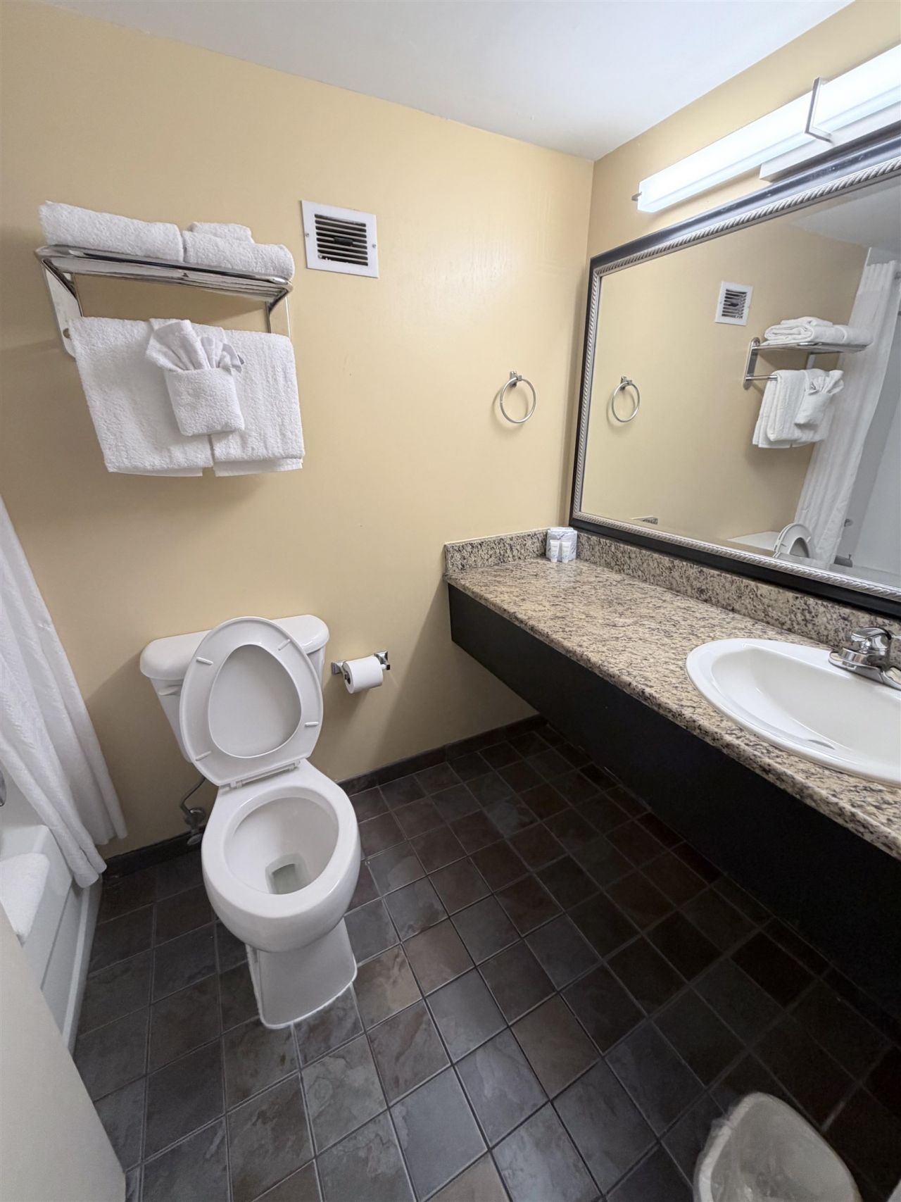 1501 S Ocean Blvd. Photo 13