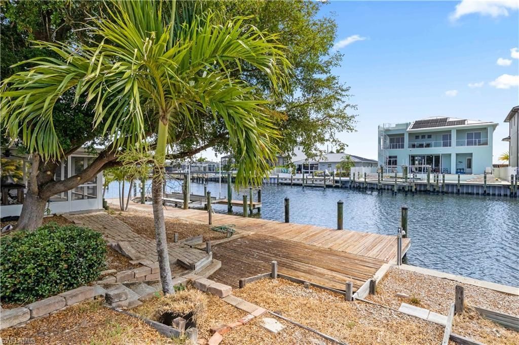 12206 Boat Shell Dr, Matlacha Isles, FL 33991 Photo