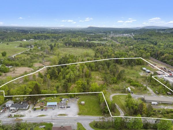 2080 New Scotland Road, Slingerlands, NY 12159