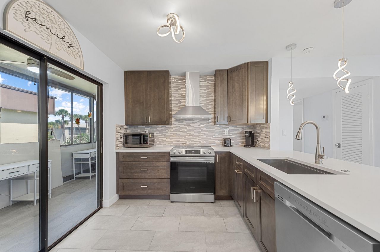 234 Capri E, Delray Beach, FL 33484 Photo