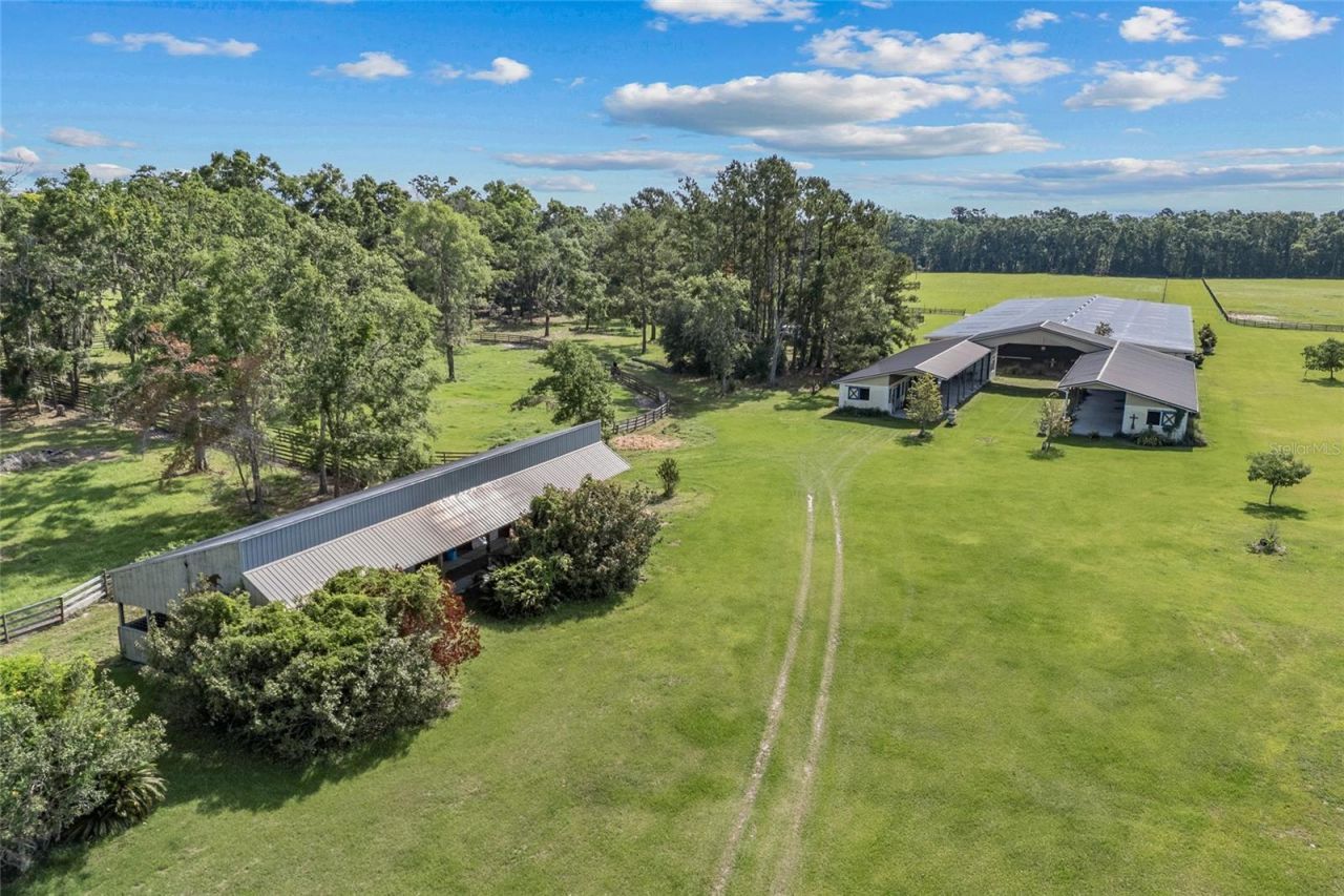 10852 89th Road, Live Oak, FL 32060 Photo