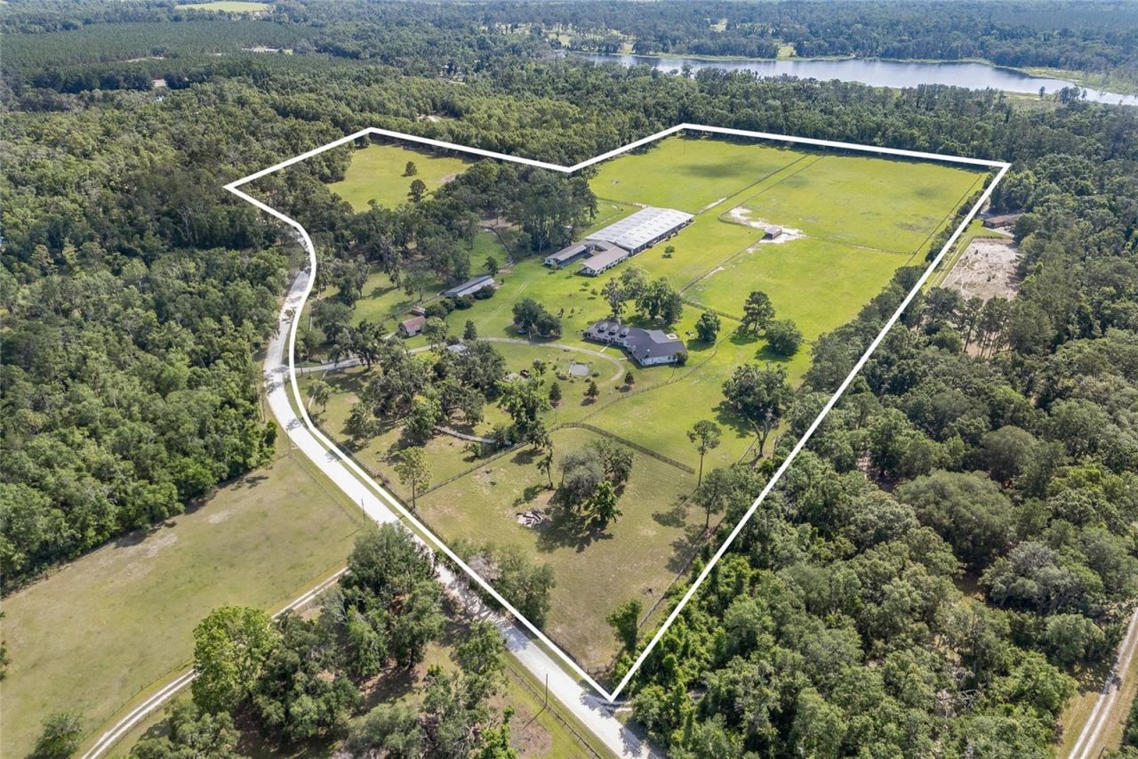 10852 89th Road, Live Oak, FL 32060 Photo