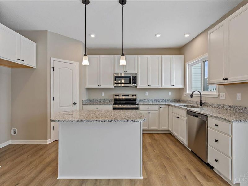 2030 Pebble Grove Way, Goshen Twp, OH 45122 Photo 3