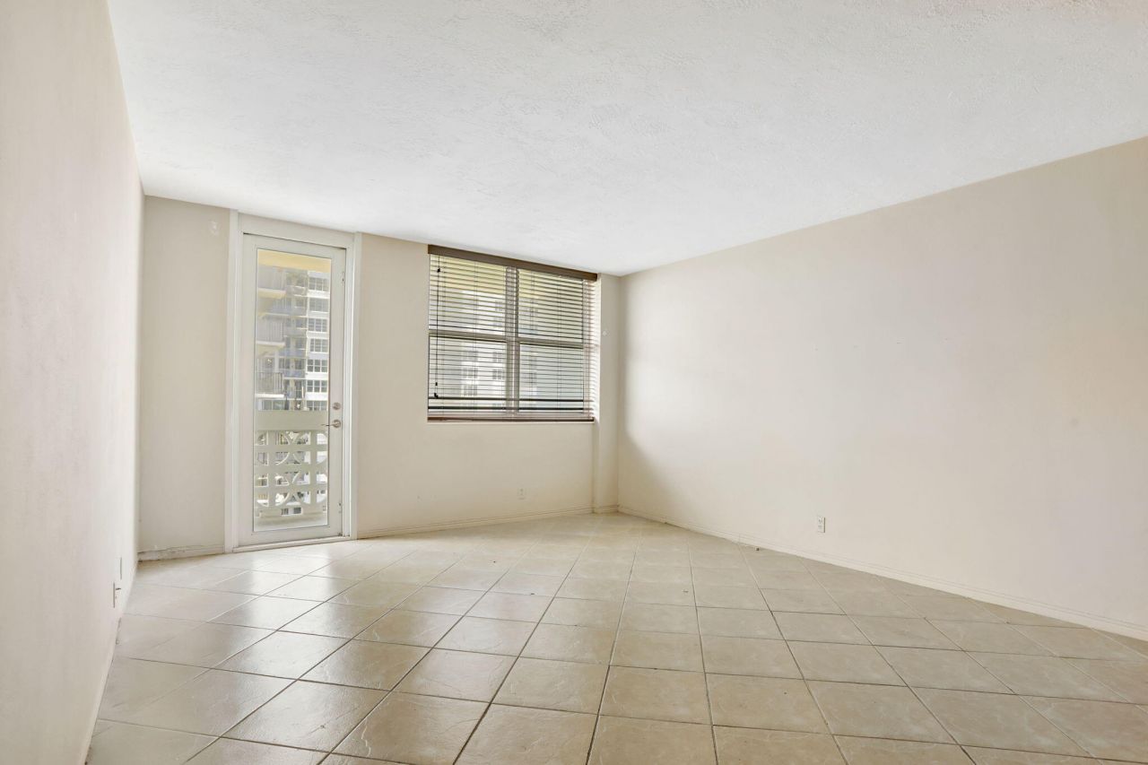 4250 Galt Ocean Drive, Unit 11c, Fort Lauderdale, FL 33308 Photo