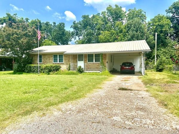 111 Sneed St., Marked Tree, AR 72365