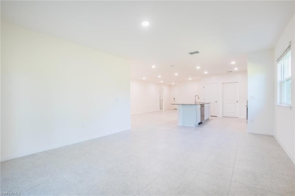 407 SW 19th Ave, Cape Coral, FL 33991 Photo