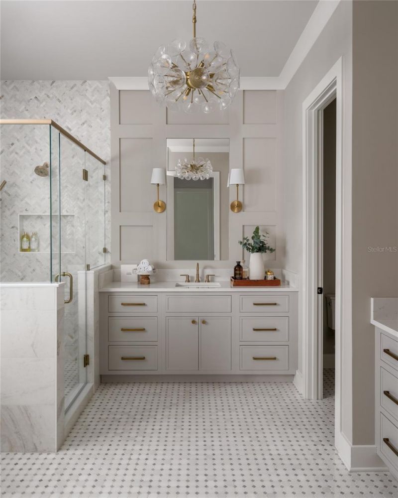 1172 Seville Lane Ne, Saint Petersburg, FL 33704 Photo