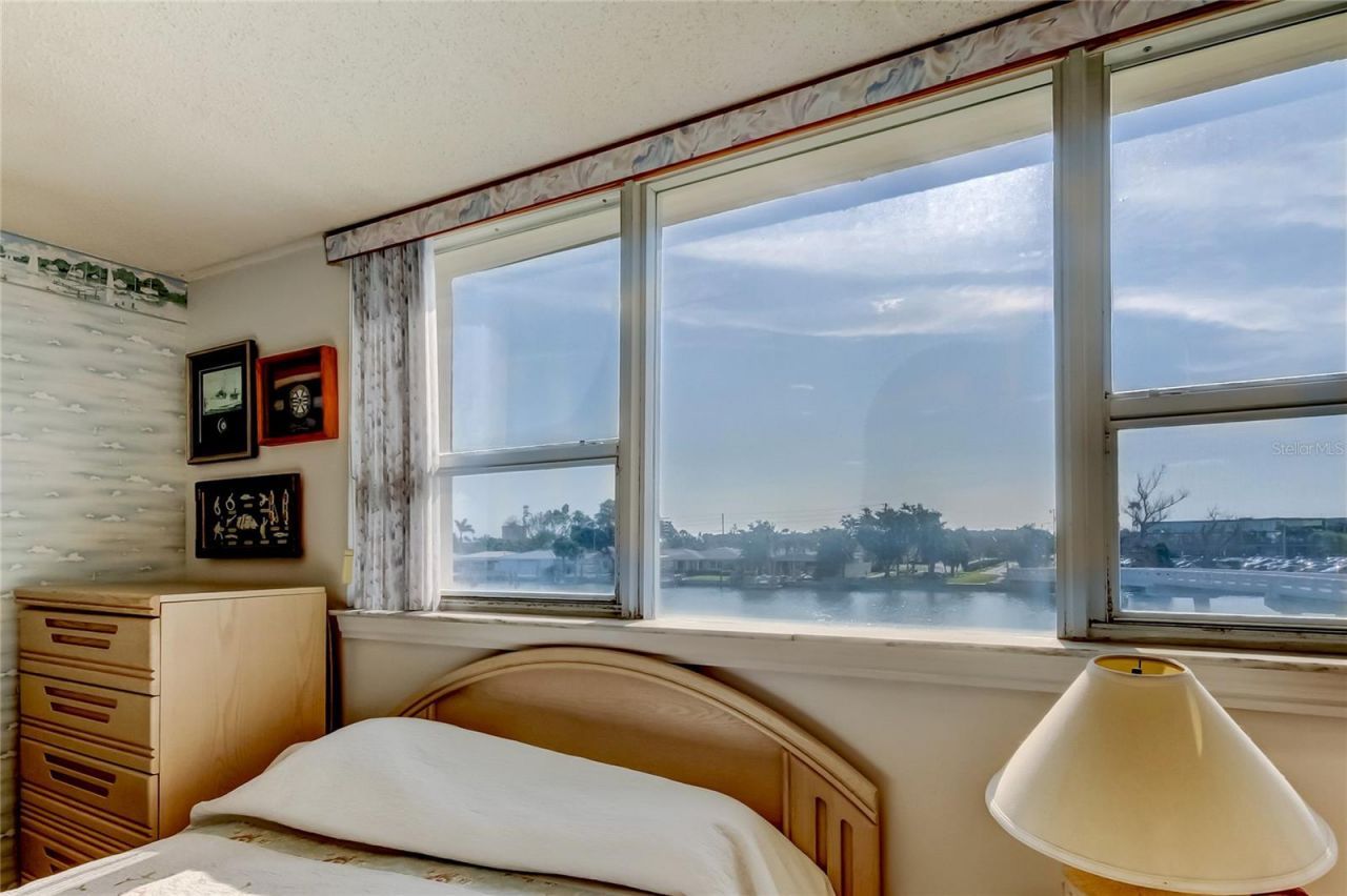 7465 Bay Island Drive S, Unit 213, South Pasadena, FL 33707 Photo