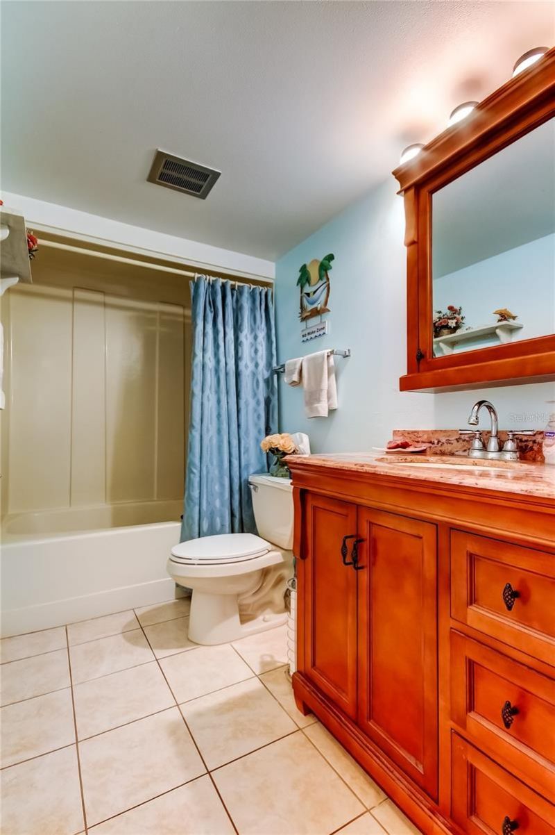 7465 Bay Island Drive S, Unit 213, South Pasadena, FL 33707 Photo