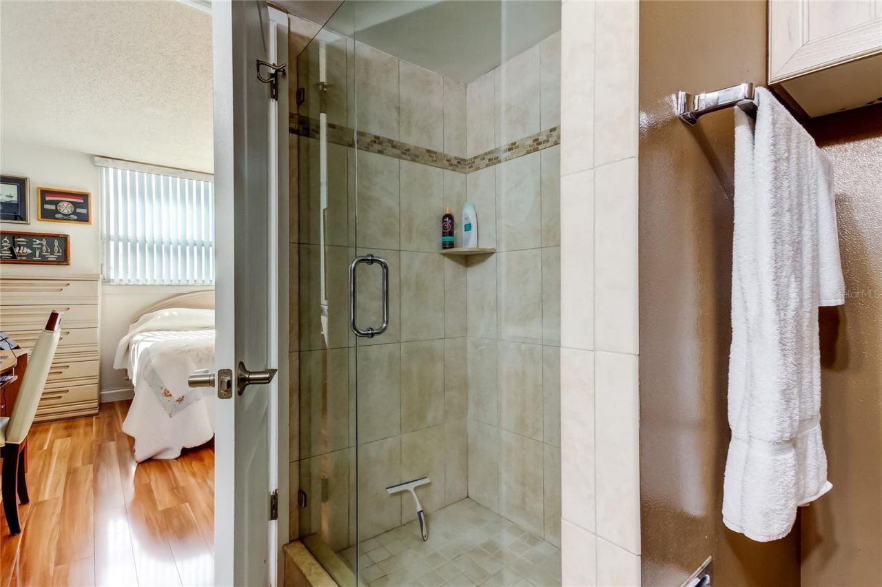 7465 Bay Island Drive S, Unit 213, South Pasadena, FL 33707 Photo