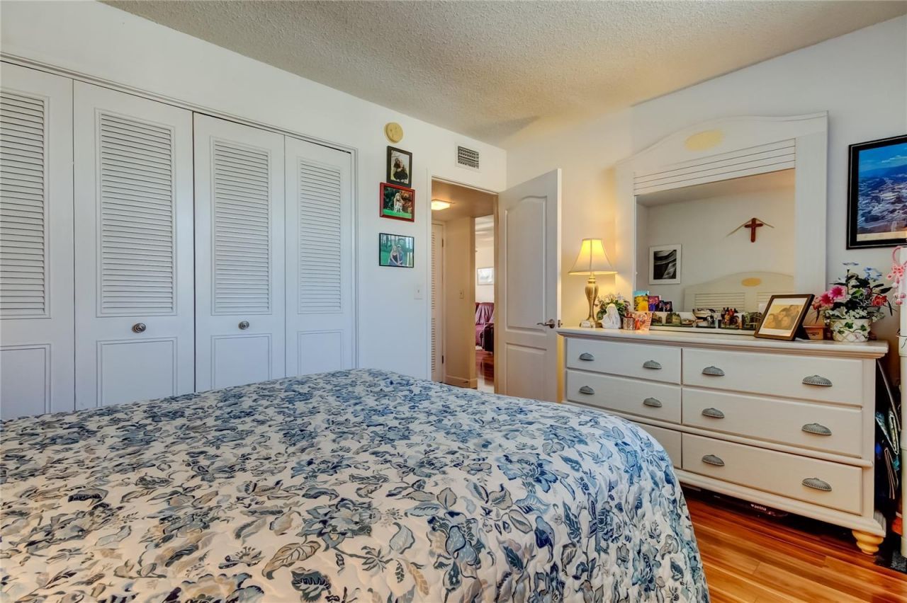 7465 Bay Island Drive S, Unit 213, South Pasadena, FL 33707 Photo