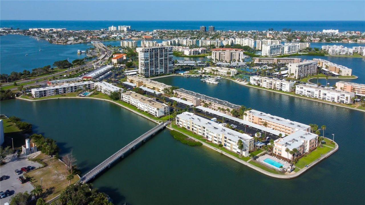 7465 Bay Island Drive S, Unit 213, South Pasadena, FL 33707 Photo