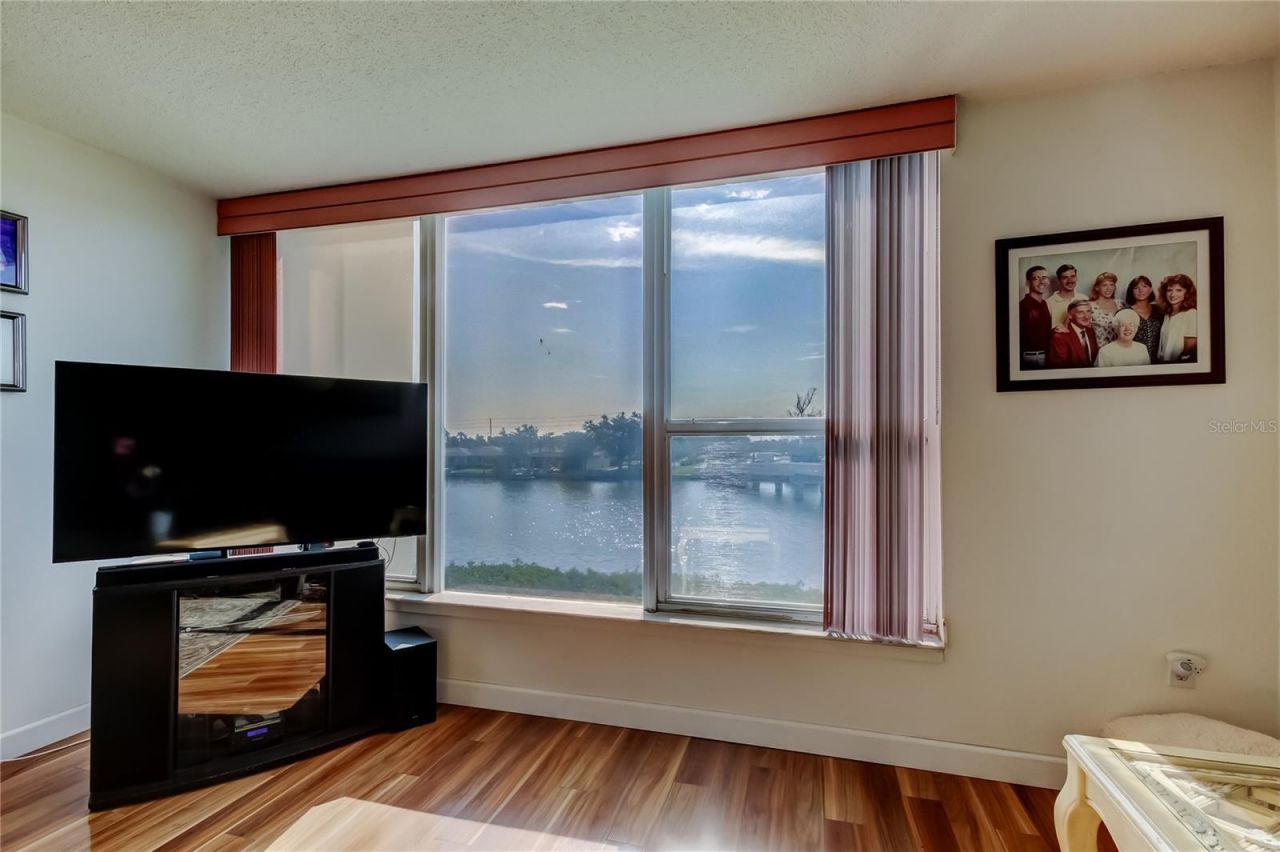 7465 Bay Island Drive S, Unit 213, South Pasadena, FL 33707 Photo