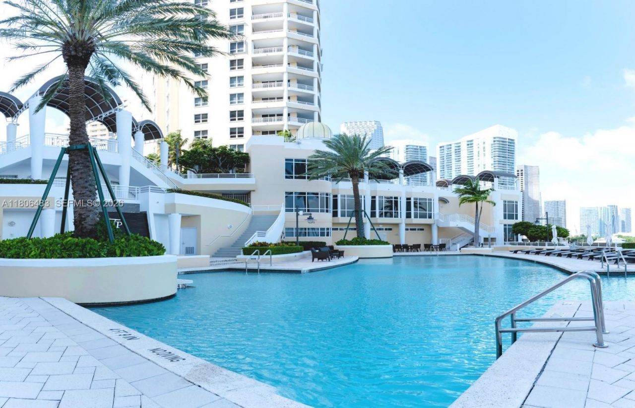 808 Brickell Key Dr, Unit 404, Miami, FL 33131 Photo