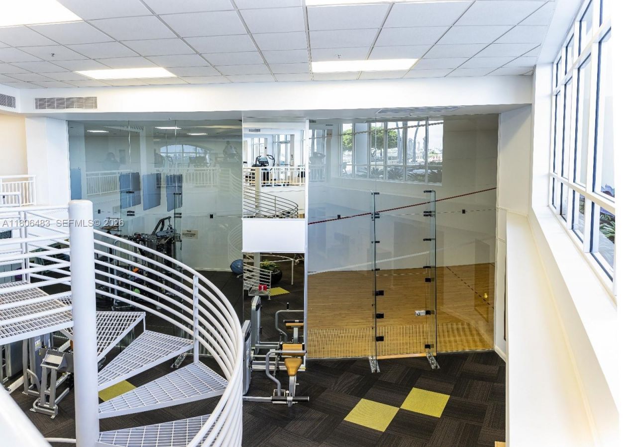 808 Brickell Key Dr, Unit 404, Miami, FL 33131 Photo