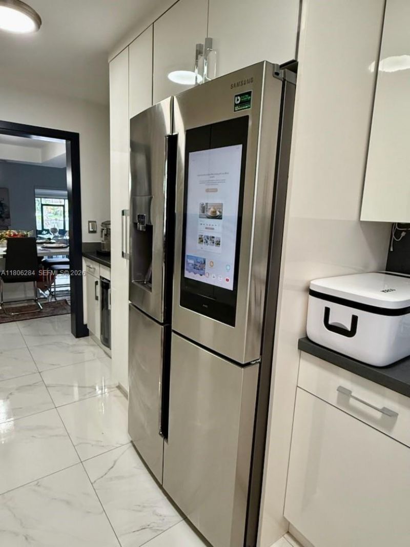 8992 Palm Tree Ln, Unit 8992, Pembroke Pines, FL 33024 Photo