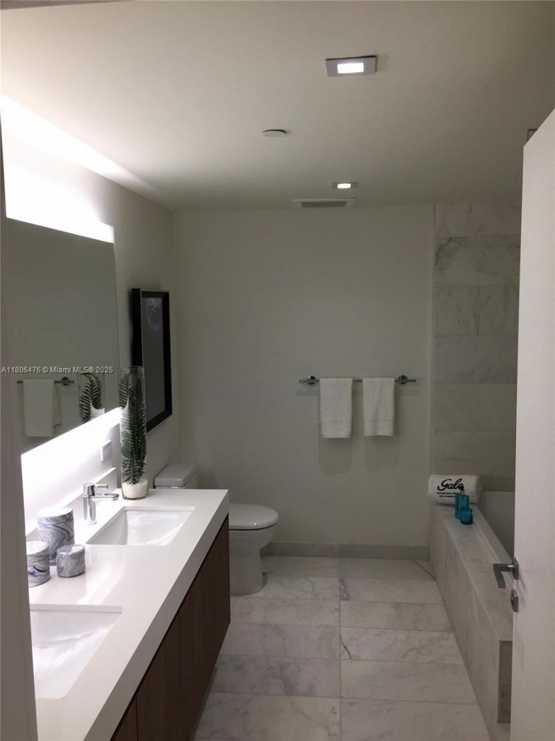 401 N Birch Rd, Unit 505, Fort Lauderdale, FL 33304 Photo