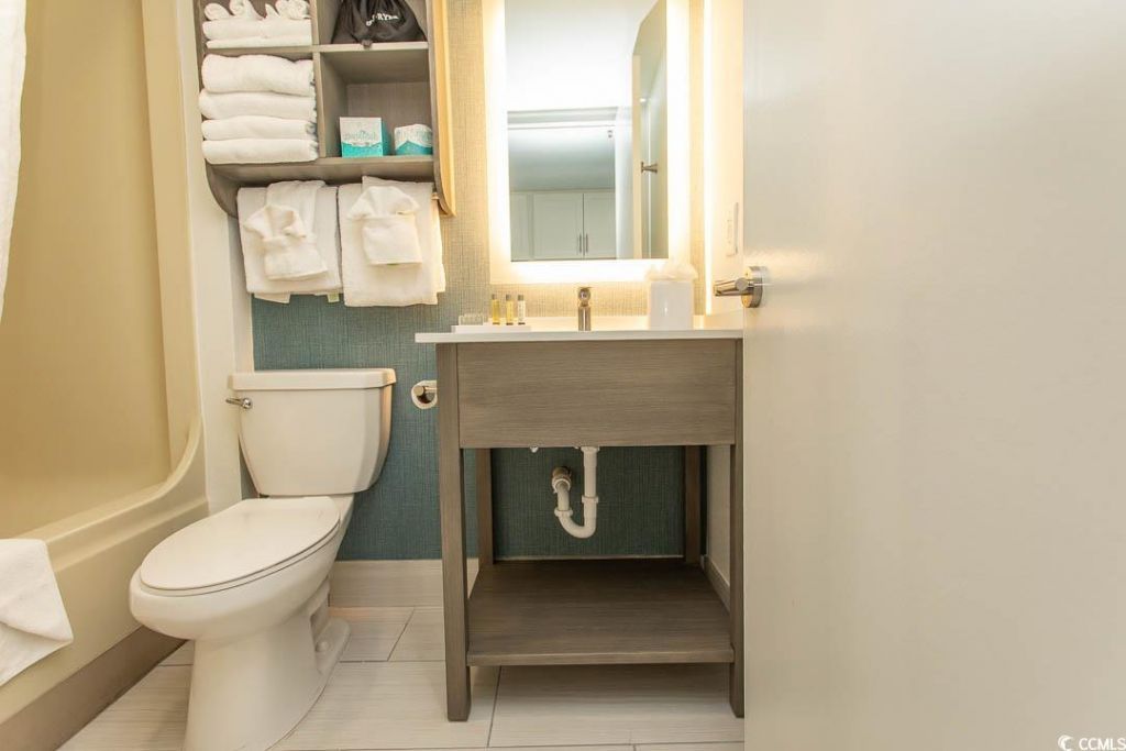 2401 S Ocean Blvd. S Photo 16