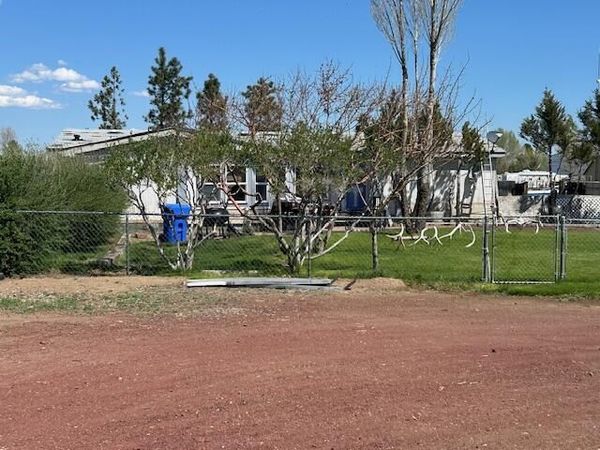 77611 Mahogany Street, Silver Lake, OR 97638