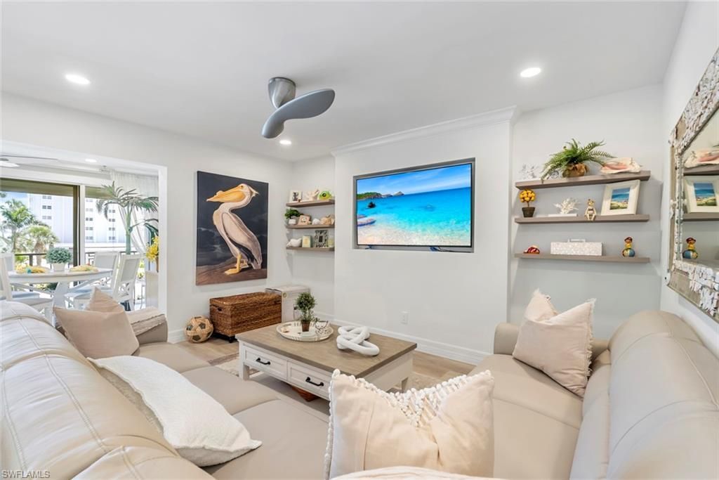 1910 Gulf Shore Blvd N, Unit 204, Naples, FL 34102 Photo