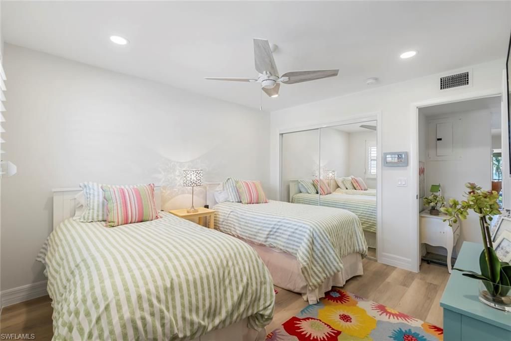 1910 Gulf Shore Blvd N, Unit 204, Naples, FL 34102 Photo
