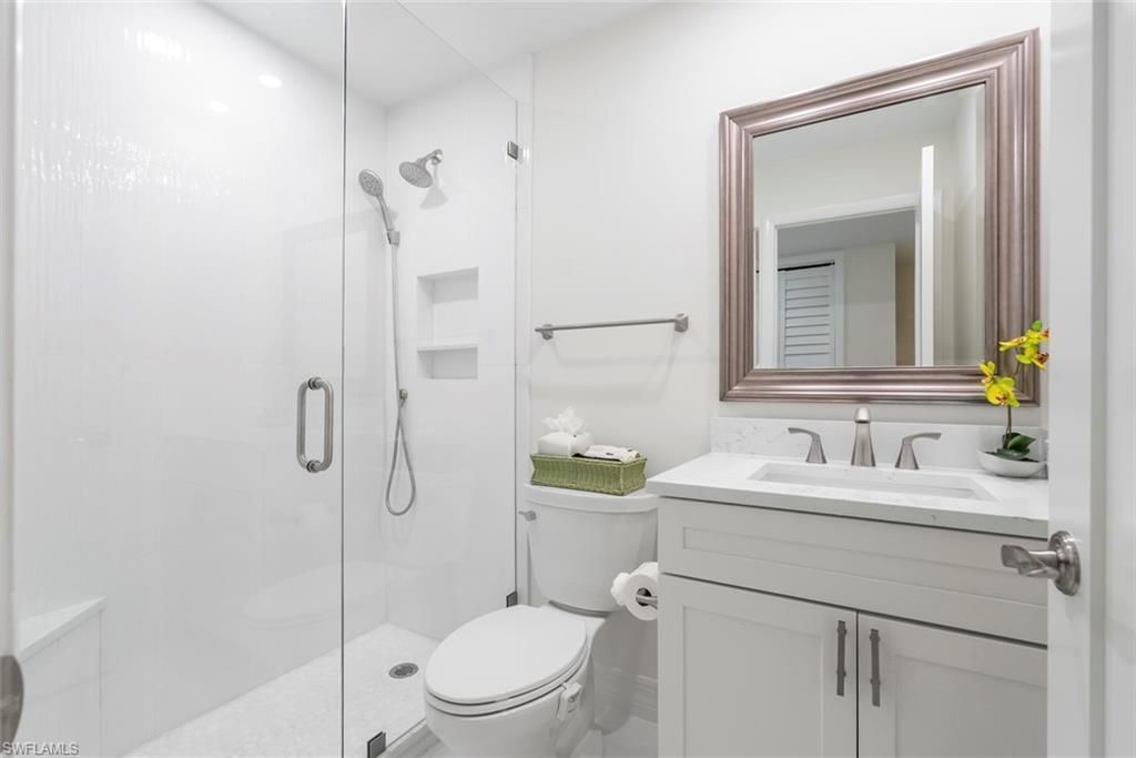 1910 Gulf Shore Blvd N, Unit 204, Naples, FL 34102 Photo
