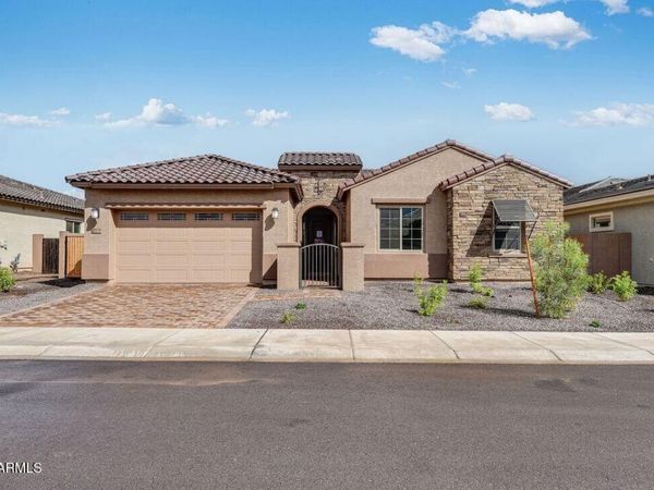 17836 W PASADENA Avenue, Litchfield Park, AZ 85340