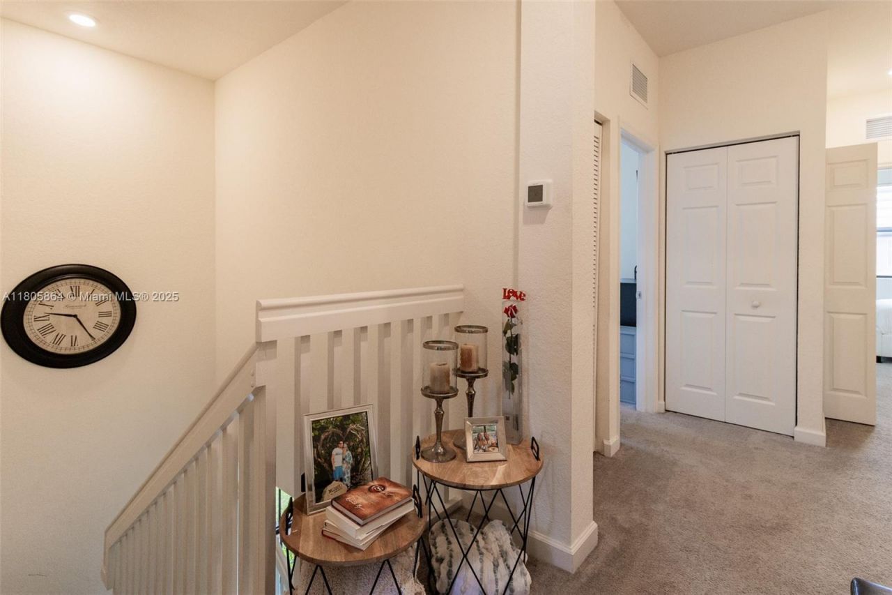 10966 W 33rd Way, Hialeah, FL 33018 Photo