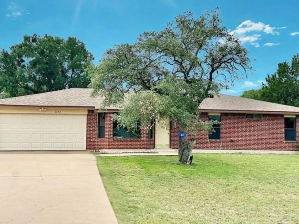 677 County Road 3081, Lampasas, TX 76550