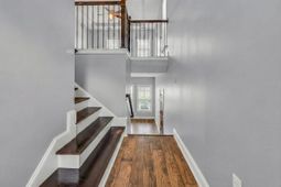 104 Splendor Circle photo 4