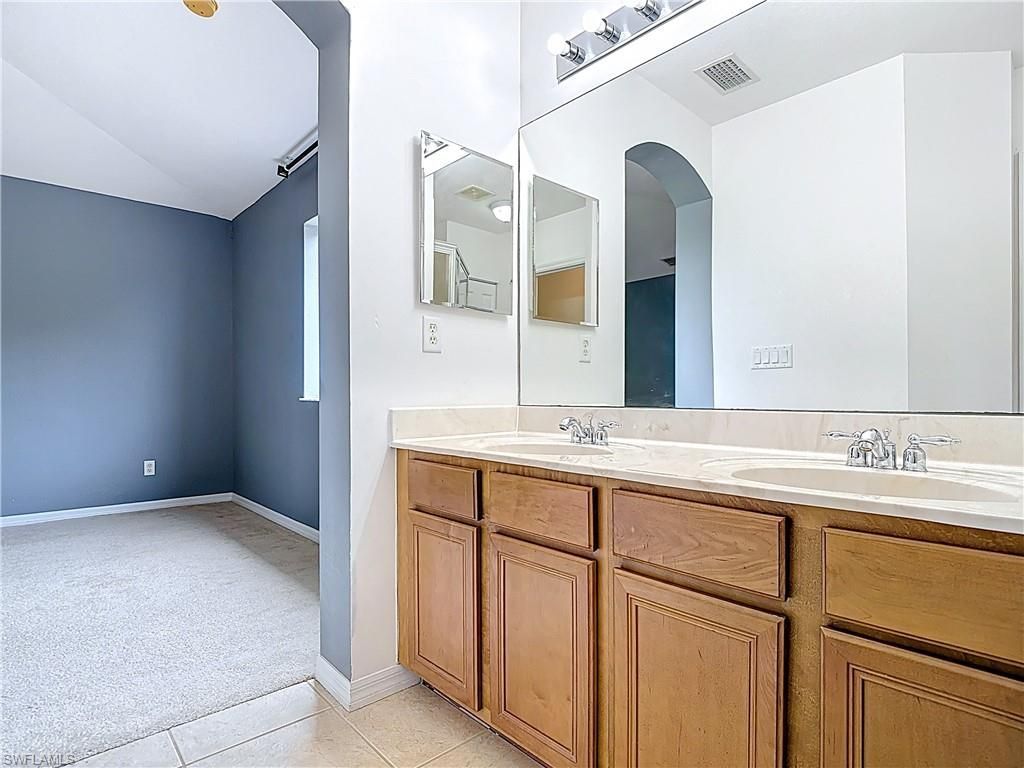 10013 Chiana Cir, Fort Myers, FL 33905 Photo