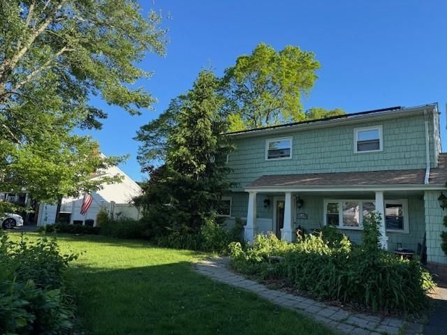 47 Myson Street, West Islip, NY 11795 Main Photo