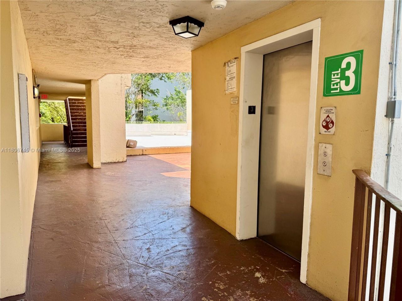 8810 Fontainebleau Blvd, Unit 318, Miami, FL 33172 Photo