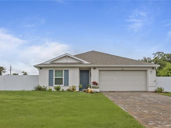 3021 June Circle, LABELLE, FL 33935