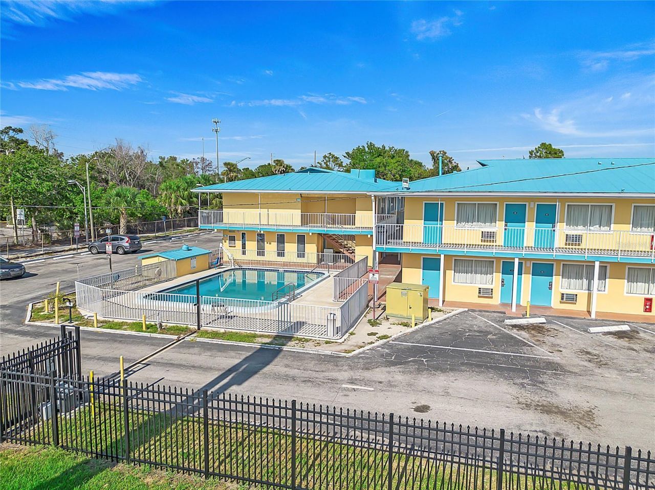 4600 34th Street S, Saint Petersburg, FL 33711 Photo