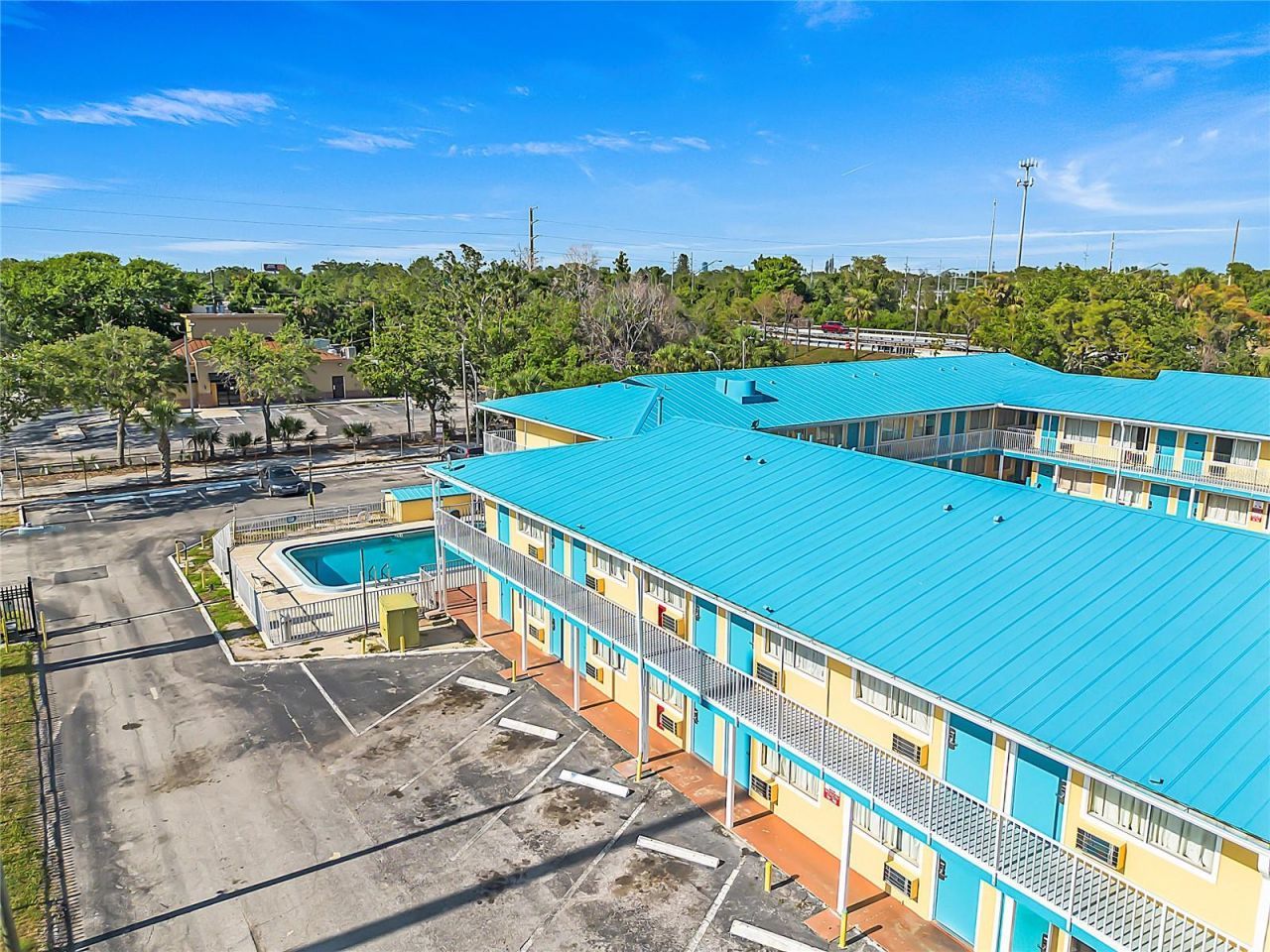 4600 34th Street S, Saint Petersburg, FL 33711 Photo