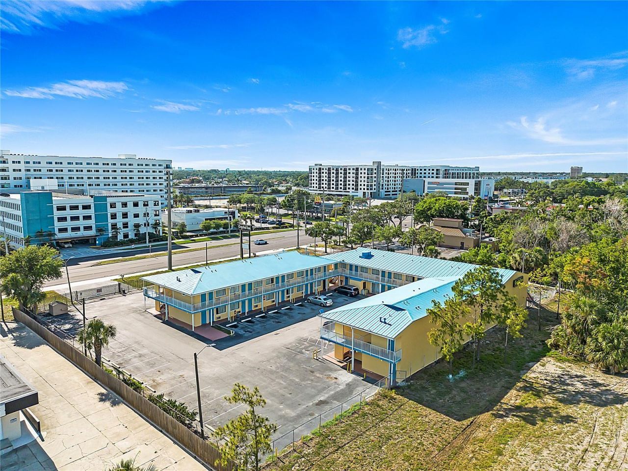 4600 34th Street S, Saint Petersburg, FL 33711 Photo