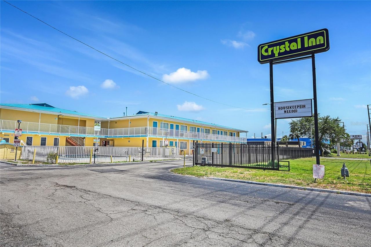 4600 34th Street S, Saint Petersburg, FL 33711 Photo