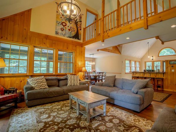 238 Hemlock Hill Road, Wardsboro, VT 05355
