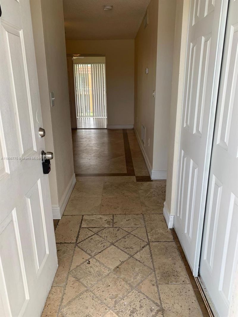 505 NW 177th St, Unit 211, Miami Gardens, FL 33169 Photo