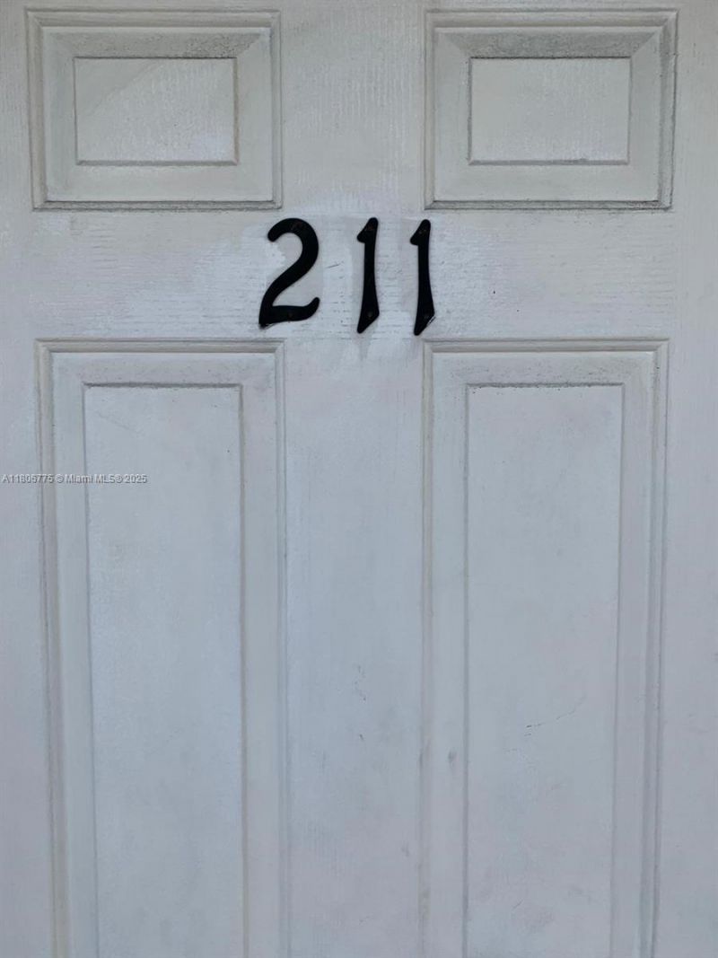 505 NW 177th St, Unit 211, Miami Gardens, FL 33169 Photo