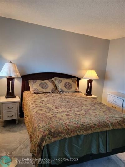 800 SW 11th Avenue, Unit 17, Hallandale Beach, FL 33009 Photo