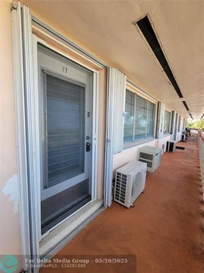 800 SW 11th Avenue, Unit 17, Hallandale Beach, FL 33009 Photo