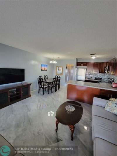 800 SW 11th Avenue, Unit 17, Hallandale Beach, FL 33009 Photo